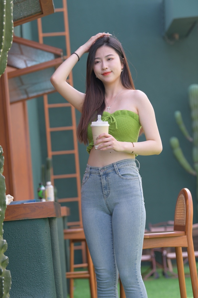 深处白浆GIF动态图VEVO视讯美女被啪到