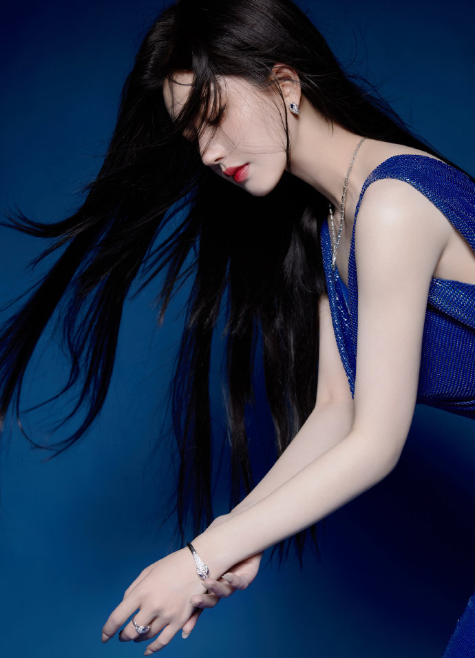 色的美女网站 MBA智库EVO视讯真人很污很污很