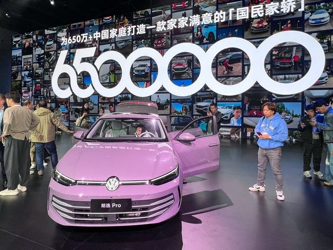 ：650万国民家轿杀回油车智能化主战场EVO视讯朗逸 Pro 888万元起售(图6)